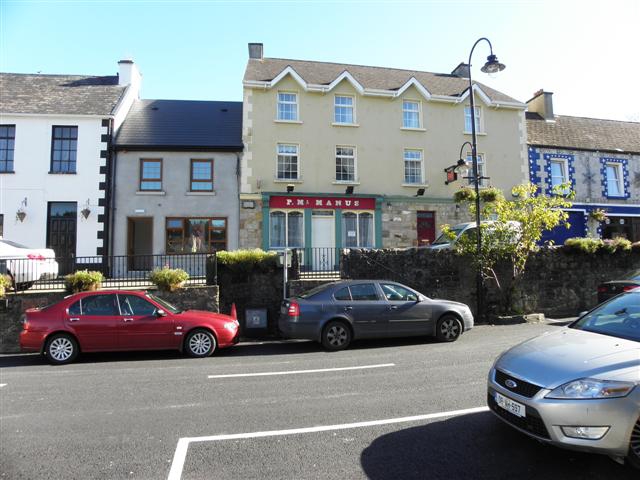 Paddy's Pub on High St