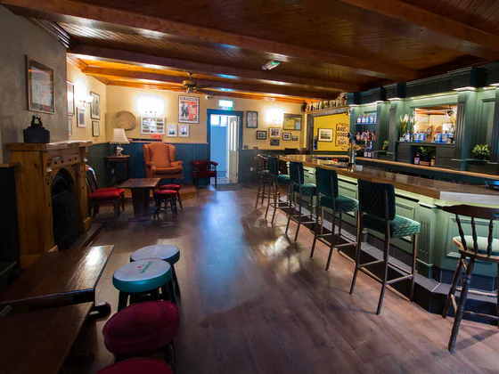 Paddymacspub bar 01