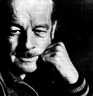 Alistair Maclean, Scottish novelist, dies